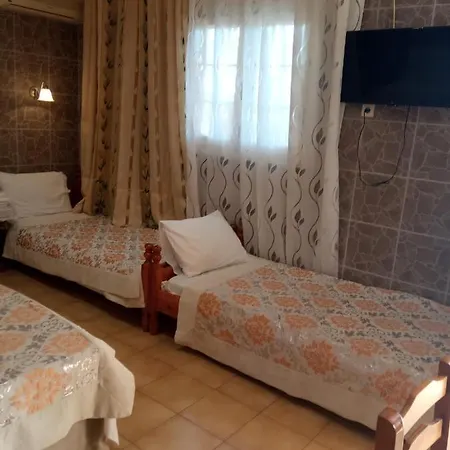 Ionian St&apts * Argostoli (Kefalonia)